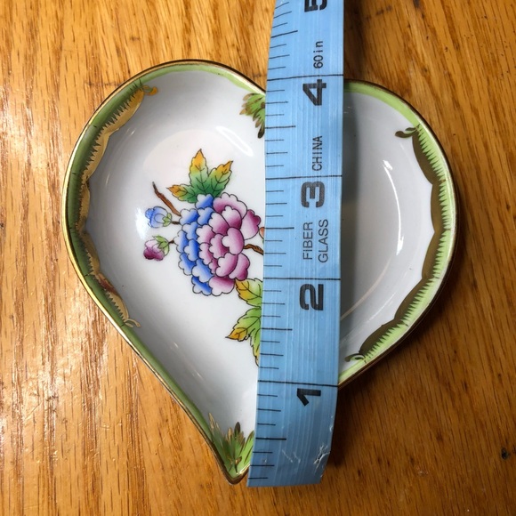 VINTAGE Herend Porcelain Floral Heart Trinket Dish 7703, Hungary - Picture 6 of 7